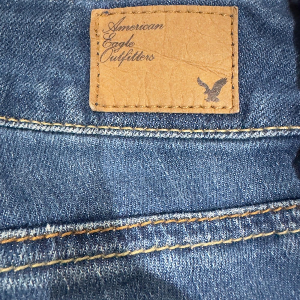 American Eagle Favorite Boyfriend Jeans Womens 8 Medium Wash Stretch Bootcut - Picture 6 of 7